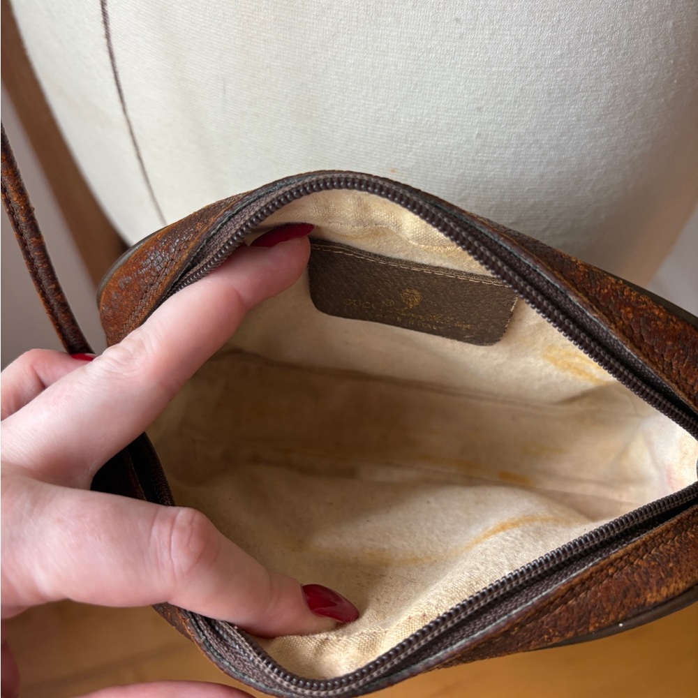 🤍💯Gucci Brown Leather Crossbody Bag🤍 - Picture 4 of 9